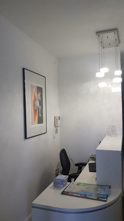 Hostel Royalty Santander Dış mekan fotoğraf